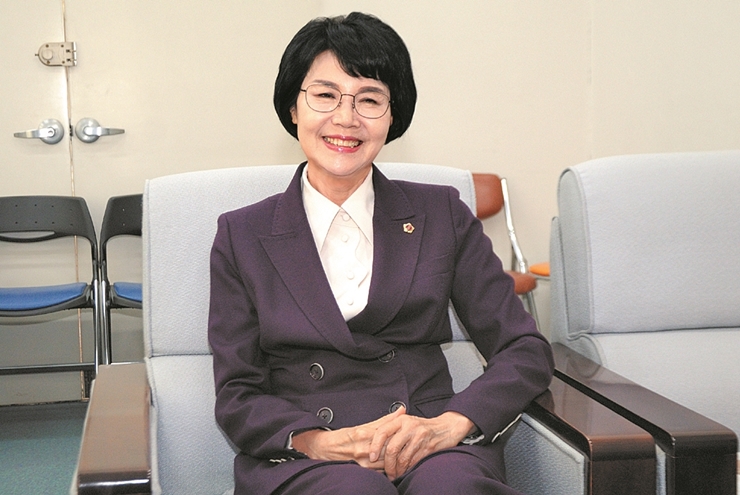 10-2-1 정채숙 예산결산특별위원회 위원장 (10)-crop